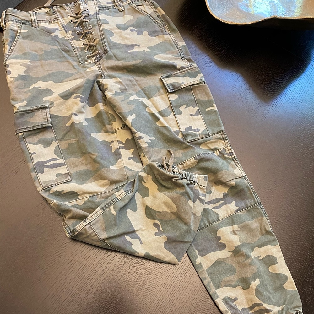 AFRM camo pants